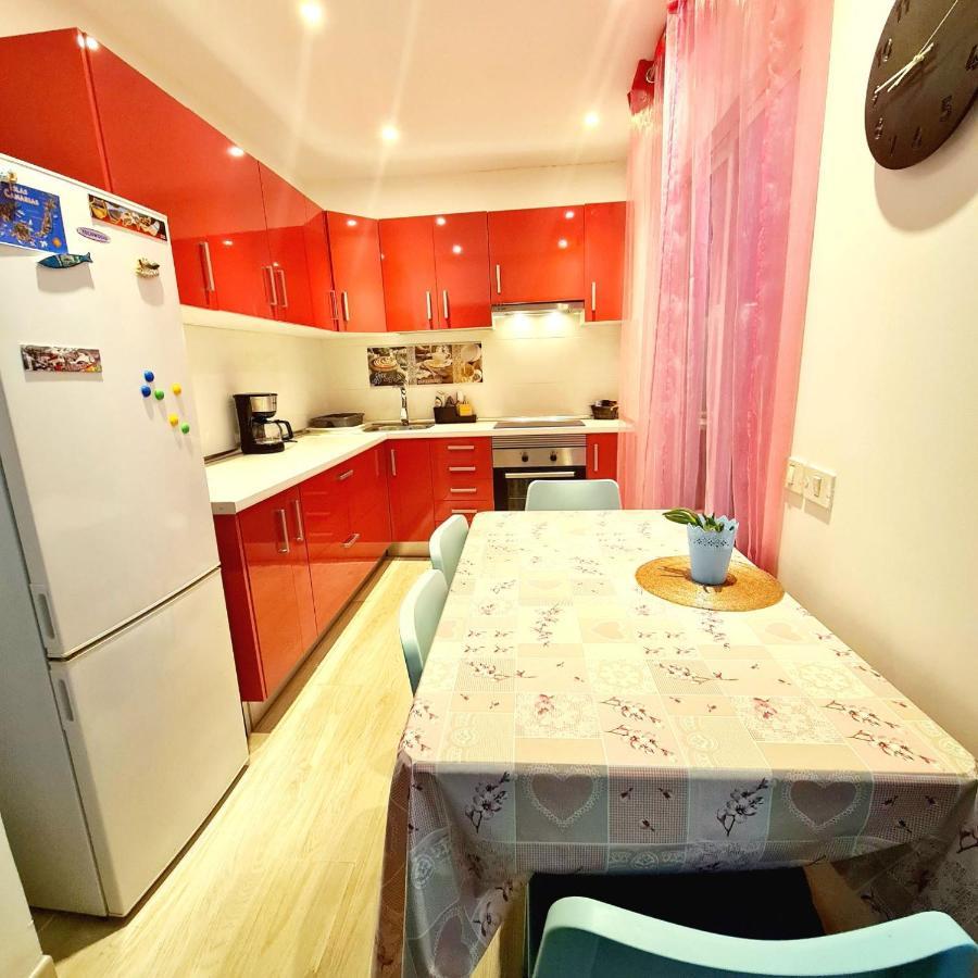 Vakantiehuis * Holiday Home * Casa De Vacaciones * Urb. Chayofita Коста-дель-Силенцио Экстерьер фото