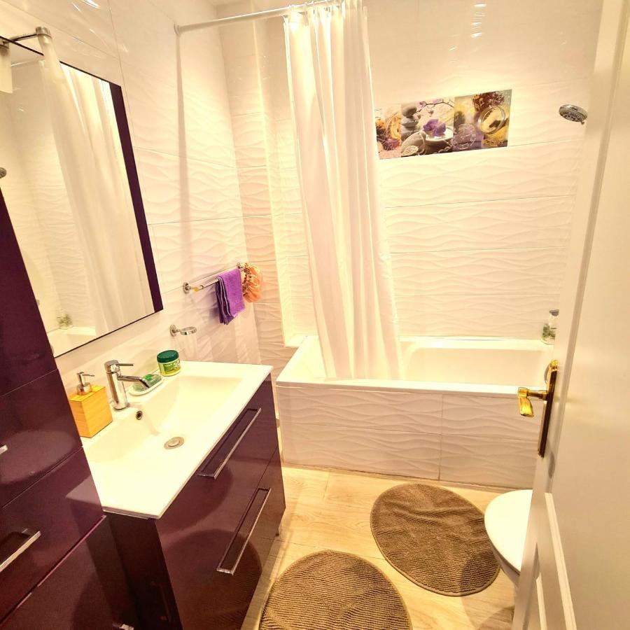 Vakantiehuis * Holiday Home * Casa De Vacaciones * Urb. Chayofita Коста-дель-Силенцио Экстерьер фото
