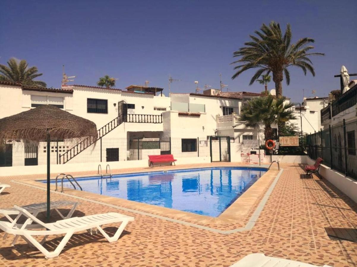 Vakantiehuis * Holiday Home * Casa De Vacaciones * Urb. Chayofita Коста-дель-Силенцио Экстерьер фото