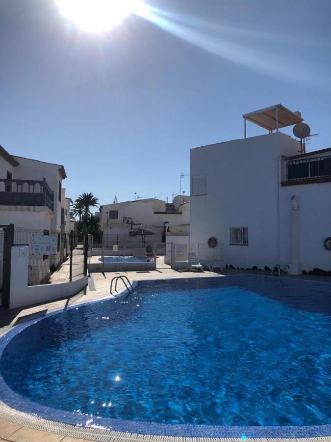 Vakantiehuis * Holiday Home * Casa De Vacaciones * Urb. Chayofita Коста-дель-Силенцио Экстерьер фото